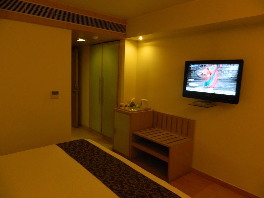 Park Maple Hotel Амритсар Екстериор снимка