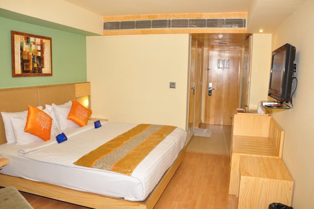 Park Maple Hotel Амритсар Екстериор снимка